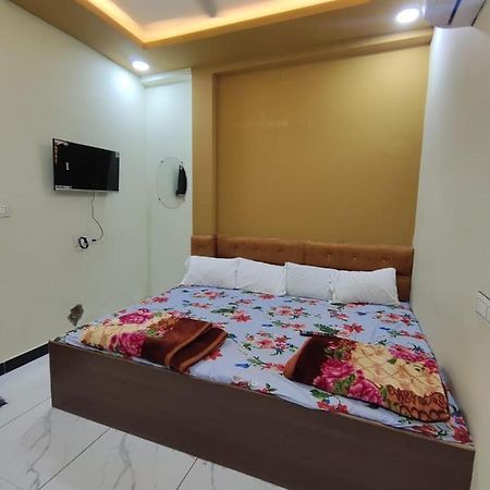 Hotel Chhavi อุจเจน ภายนอก รูปภาพ